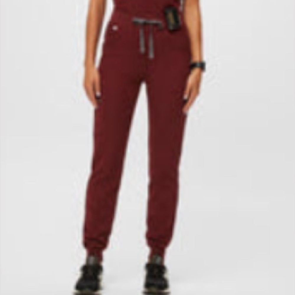 women's Burgundy Zamora High Waisted - Petite Jogger Scrub Pants - S